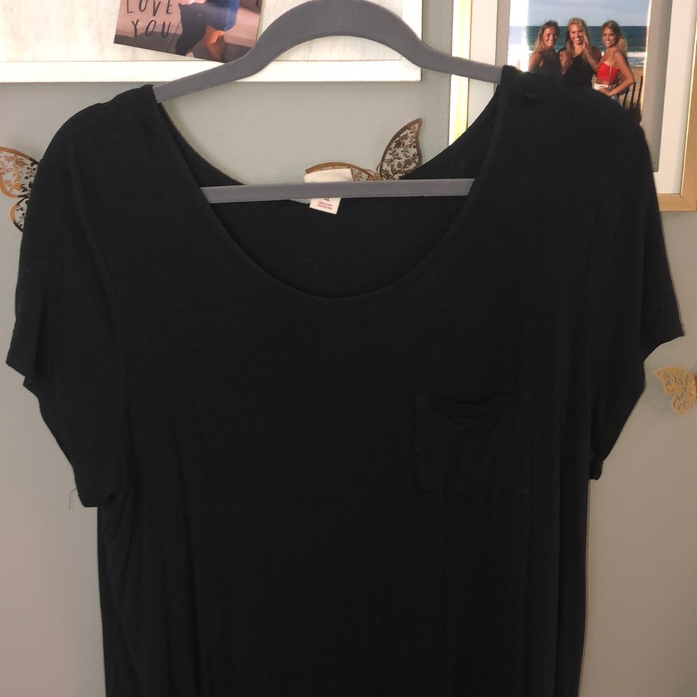 Very soft black dress w pocket